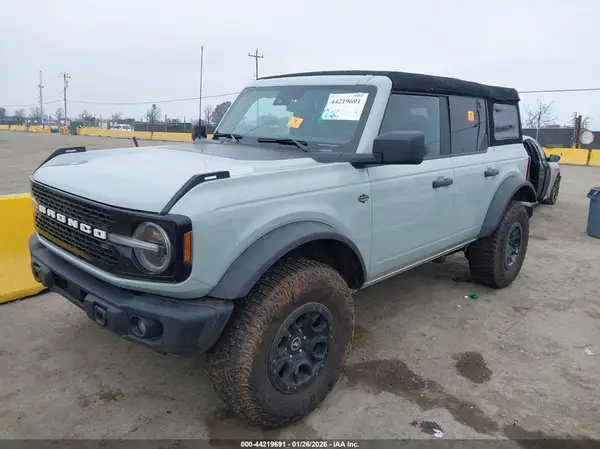 1FMEE5DP8PLC10314 2023 FORD BRONCO - Image 2