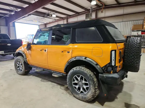 1FMEE5DP9NLB05746 2022 FORD BRONCO - Image 2