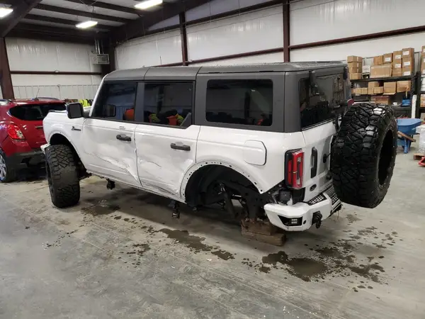 1FMEE5DP9NLB28993 2022 FORD BRONCO - Image 2