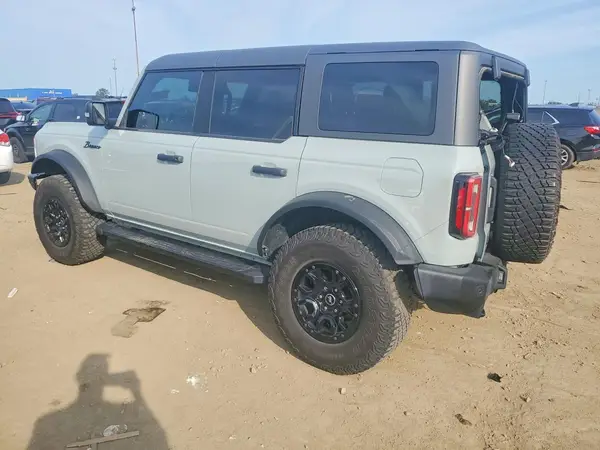 1FMEE5DP9PLA84030 2023 FORD BRONCO - Image 2