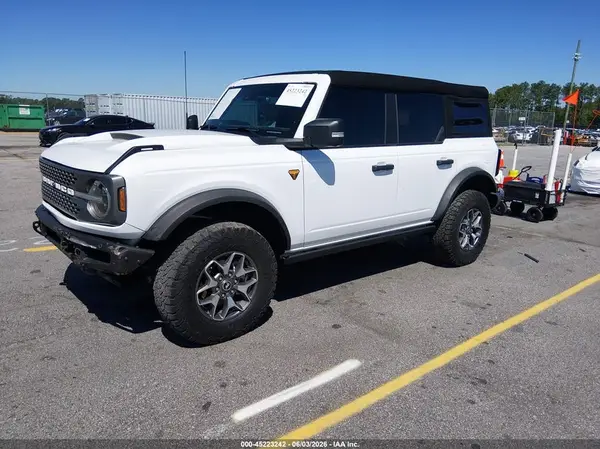 1FMEE5DP9PLB30116 2023 FORD BRONCO - Image 2