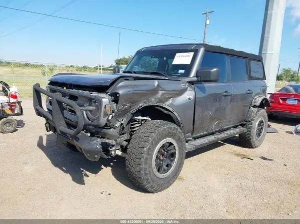 1FMEE5DPXMLB01249 2021 FORD BRONCO - Image 2