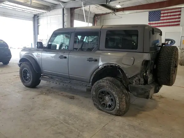 1FMEE5DPXNLB55992 2022 FORD BRONCO - Image 2