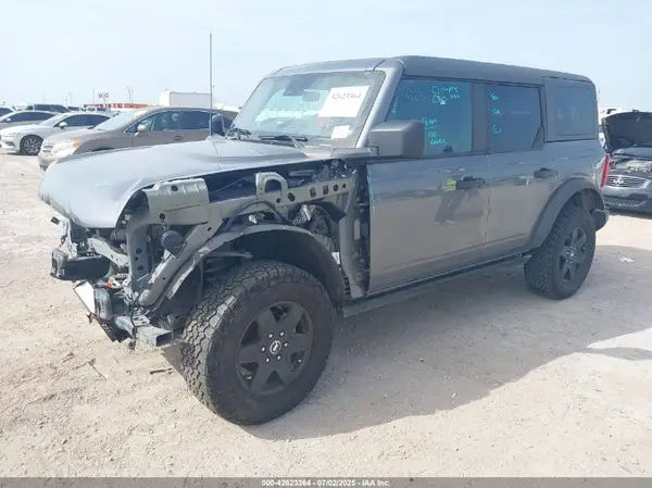 1FMEE5DPXPLB10473 2023 FORD BRONCO - Image 2