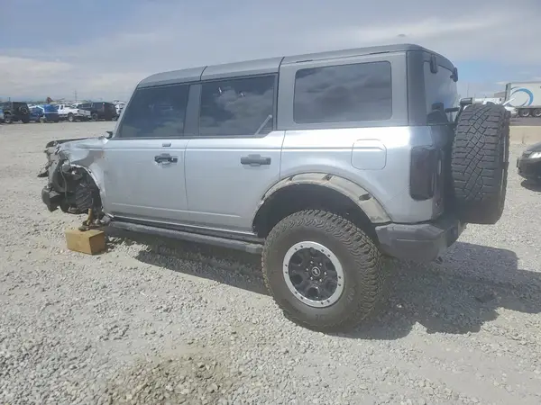 1FMEE5DPXPLB17102 2023 FORD BRONCO - Image 2