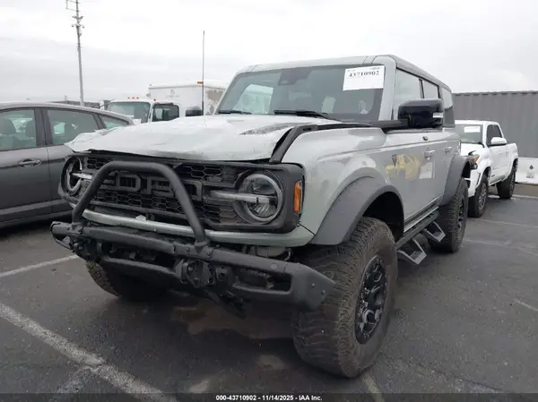 1FMEE5EP8MLA40840 2021 FORD BRONCO - Image 2