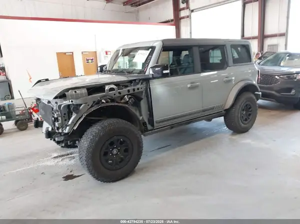 1FMEE5EP9MLA42404 2021 FORD BRONCO - Image 2