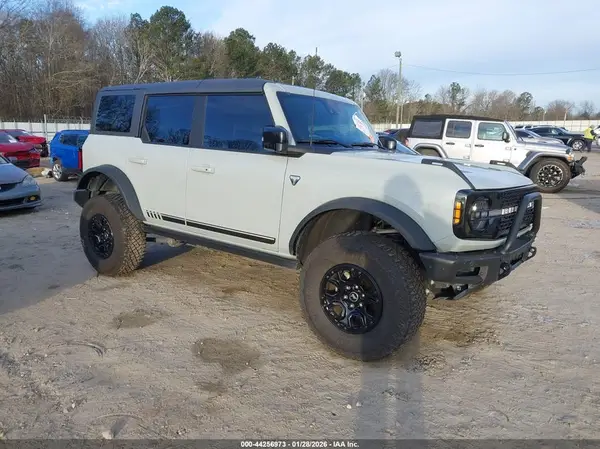 1FMEE5EP9MLA43360 2021 FORD BRONCO - Image 1