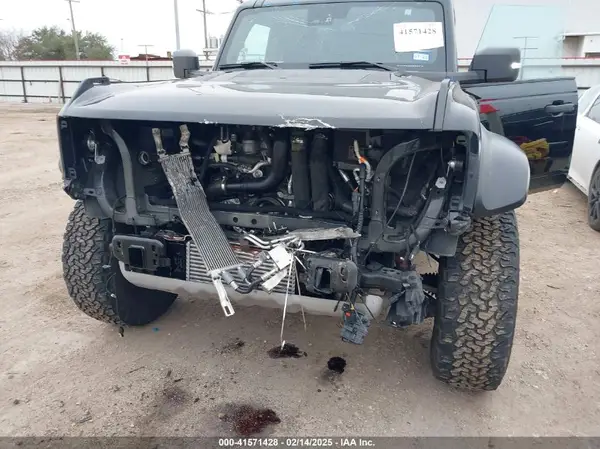 2023 FORD BRONCO auction photo 6