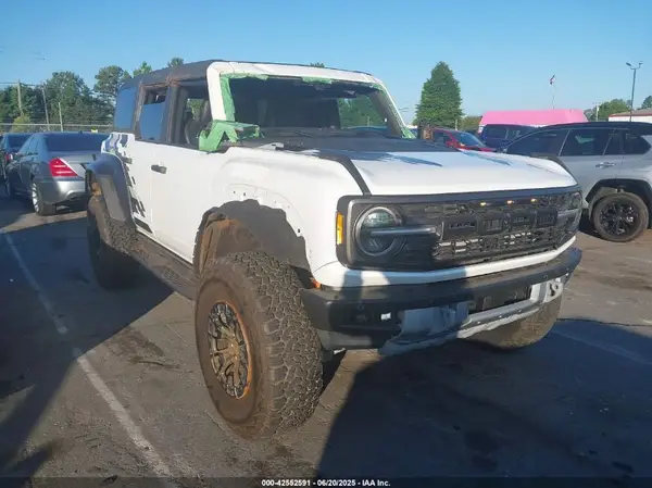 1FMEE5JR0PLB23674 2023 FORD BRONCO - Image 1