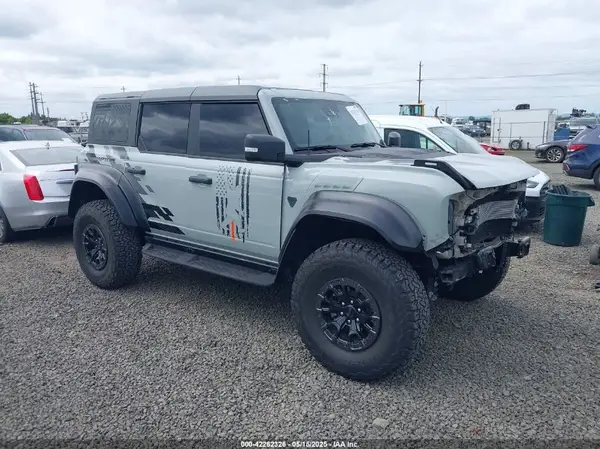 1FMEE5JR2PLC04983 2023 FORD BRONCO - Image 1
