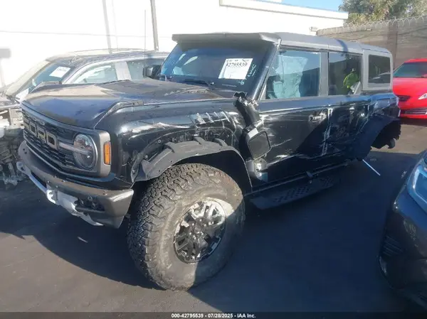 1FMEE5JR4PLB23001 2023 FORD BRONCO - Image 2