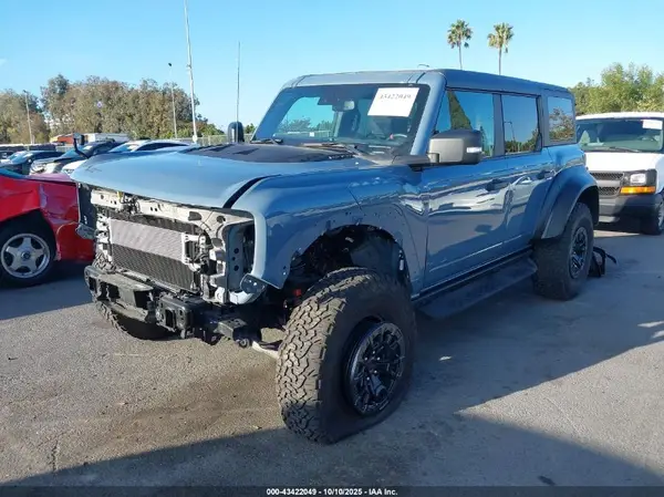 1FMEE5JR4PLB78290 2023 FORD BRONCO - Image 2