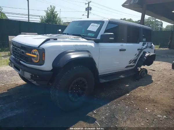 1FMEE5JR4PLB90861 2023 FORD BRONCO - Image 2