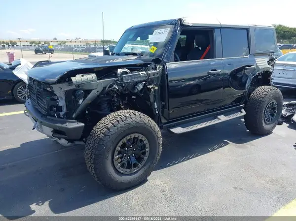 1FMEE5JR7PLA93377 2023 FORD BRONCO - Image 2