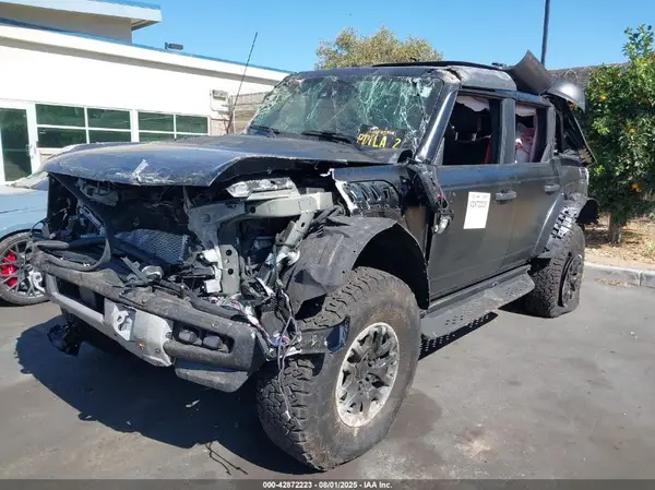 1FMEE5JR8PLB90281 2023 FORD BRONCO - Image 2