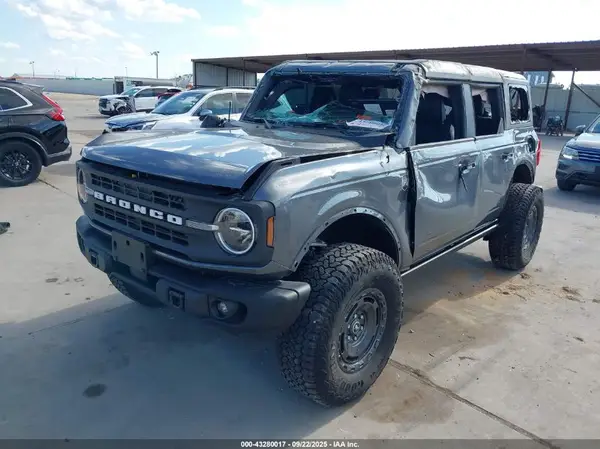 1FMEE7BH8SLA61760 2025 FORD BRONCO - Image 2