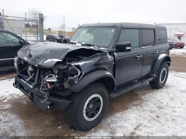 1FMEE8BP2RLA54780 2024 FORD BRONCO - Image 2