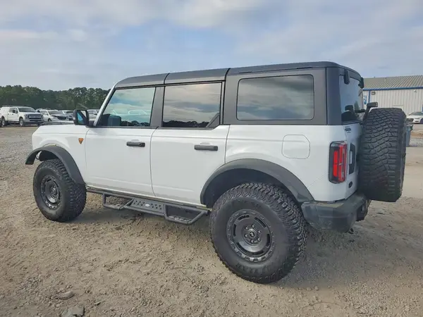 1FMEE9BP0RLB10110 2024 FORD BRONCO - Image 2