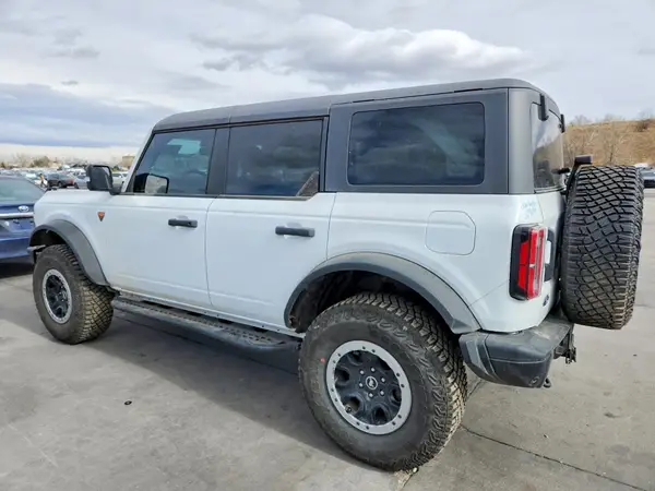 1FMEE9BP0RLB14108 2024 FORD BRONCO - Image 2