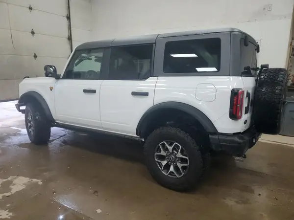 1FMEE9BP1RLA09870 2024 FORD BRONCO - Image 2
