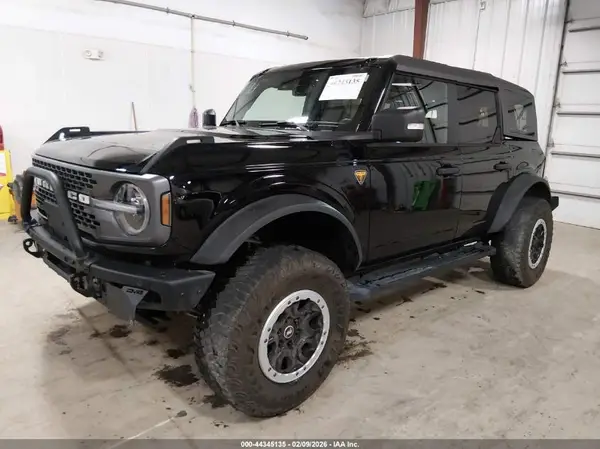 1FMEE9BP2RLA25656 2024 FORD BRONCO - Image 2