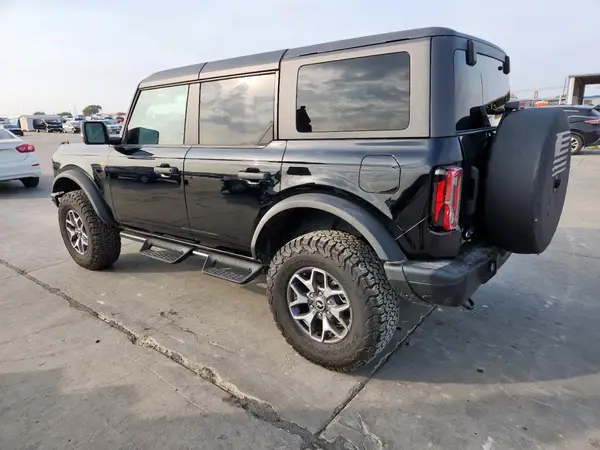 1FMEE9BP2RLA30968 2024 FORD BRONCO - Image 2