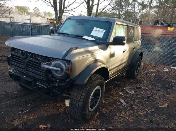 1FMEE9BP2SLA75883 2025 FORD BRONCO - Image 2