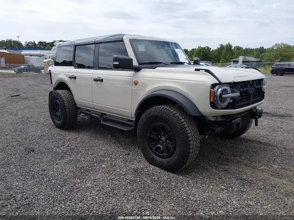 1FMEE9BP2SLB20577 2025 FORD BRONCO - Image 1