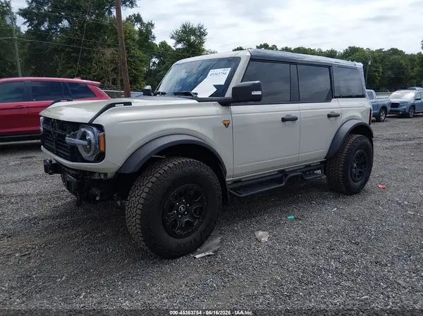 1FMEE9BP2SLB20577 2025 FORD BRONCO - Image 2