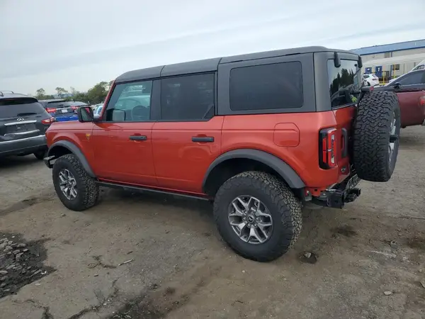 1FMEE9BP3RLB26026 2024 FORD BRONCO - Image 2