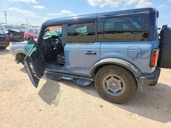 1FMEE9BP3RLB37057 2024 FORD BRONCO - Image 2