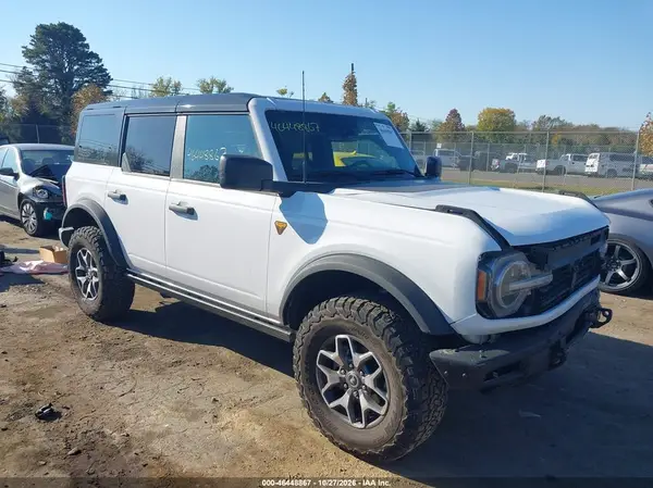 1FMEE9BP3SLB22113 2025 FORD BRONCO - Image 1