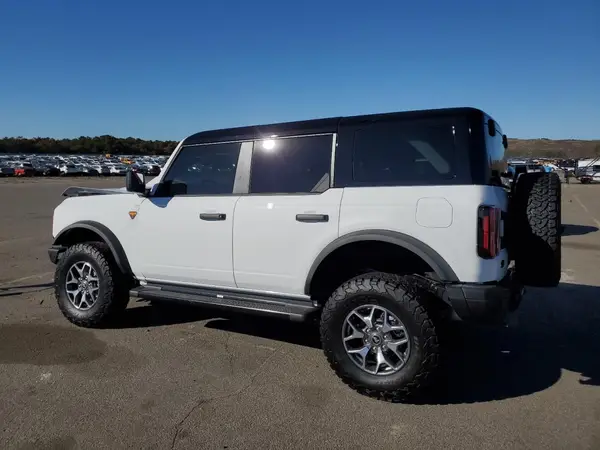 1FMEE9BP3SLB25965 2025 FORD BRONCO - Image 2