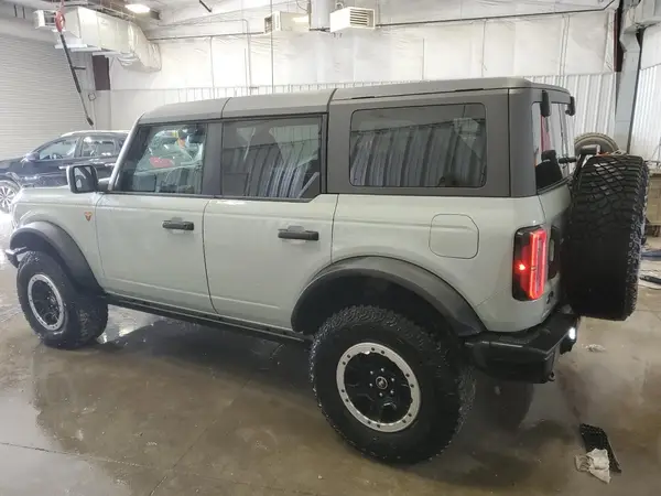 1FMEE9BP5RLA70638 2024 FORD BRONCO - Image 2