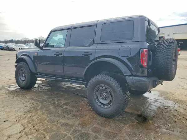 1FMEE9BP5RLA75239 2024 FORD BRONCO - Image 2