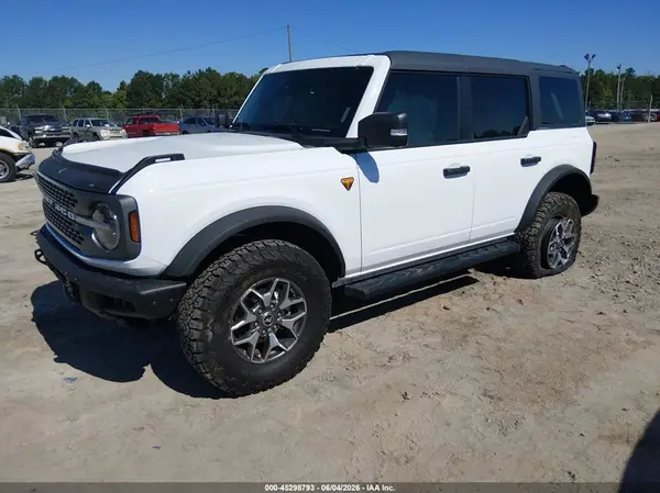 1FMEE9BP5RLA95846 2024 FORD BRONCO - Image 2
