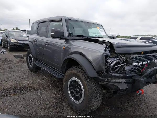 1FMEE9BP8RLA41375 2024 FORD BRONCO - Image 1