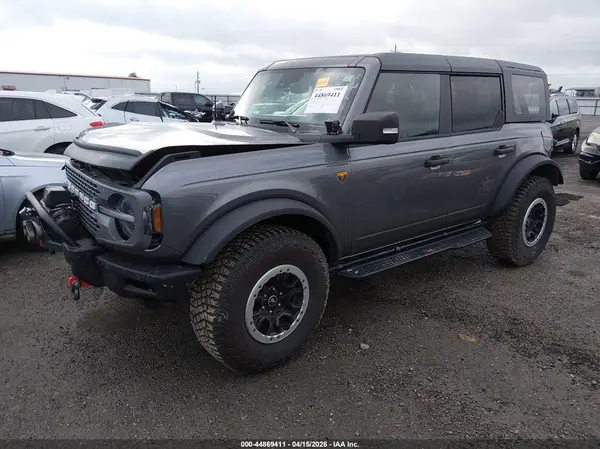 1FMEE9BP8RLA41375 2024 FORD BRONCO - Image 2