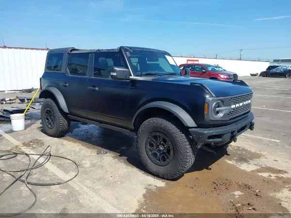 1FMEE9BP8RLA95212 2024 FORD BRONCO - Image 1