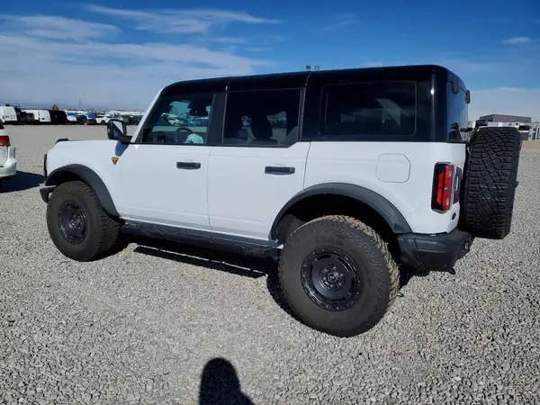 1FMEE9BP8RLA96991 2024 FORD BRONCO - Image 2