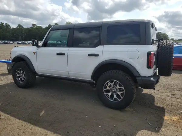 1FMEE9BP8RLB10565 2024 FORD BRONCO - Image 2