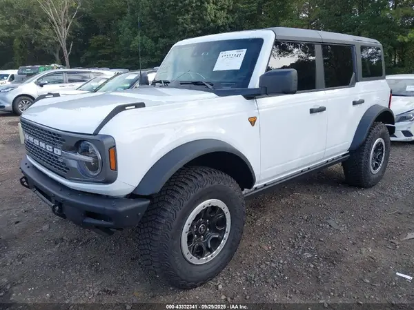 1FMEE9BP9RLA96708 2024 FORD BRONCO - Image 2