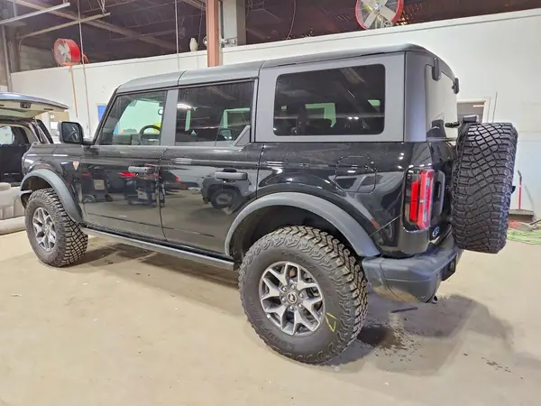1FMEE9BP9SLB12475 2025 FORD BRONCO - Image 2