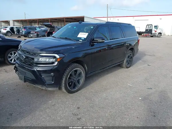 1FMJK189REA99260 2024 FORD EXPEDITION - Image 2