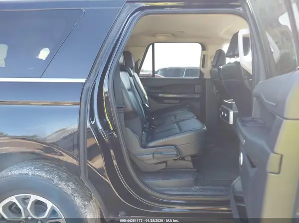 1FMJK1H80REA57955 2024 FORD EXPEDITION - Image 8