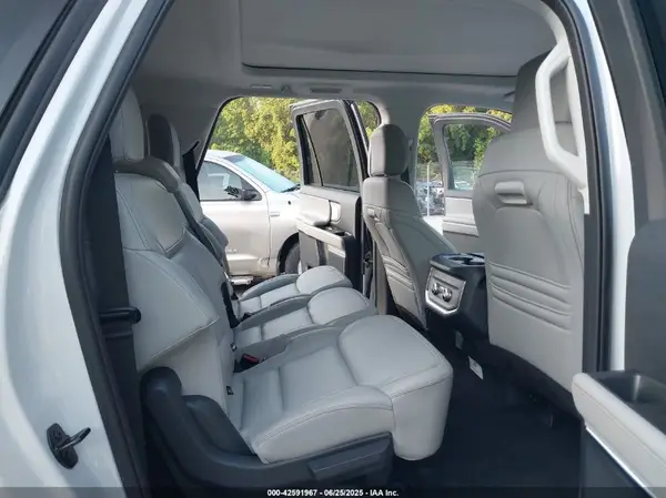 1FMJK1H81SEA12321 2025 FORD EXPEDITION - Image 8
