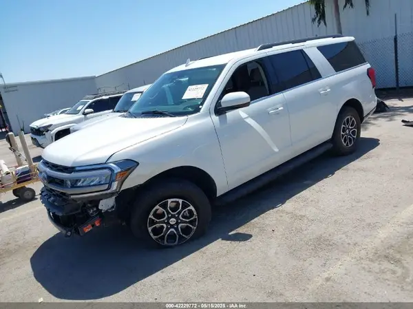 1FMJK1H85PEA63621 2023 FORD EXPEDITION - Image 2