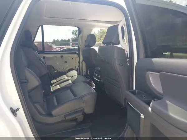 1FMJK1H87SEA10153 2025 FORD EXPEDITION - Image 8