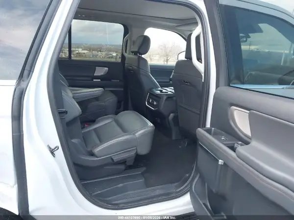 1FMJK1H87SEA29561 2025 FORD EXPEDITION - Image 8